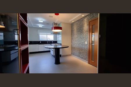 Apartamento à venda com 178m², 4 quartos e 4 vagasCozinha