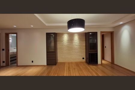 Apartamento à venda com 178m², 4 quartos e 4 vagasSala