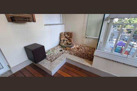 Apartamento à venda com 178m², 4 quartos e 4 vagasVaranda da Sala