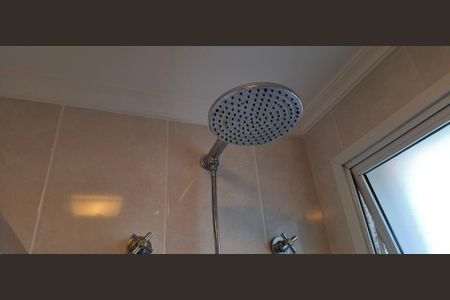 Apartamento à venda com 178m², 4 quartos e 4 vagasBanheiro da Suíte 2