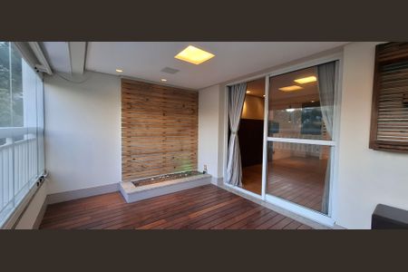 Apartamento à venda com 178m², 4 quartos e 4 vagasVaranda da Sala