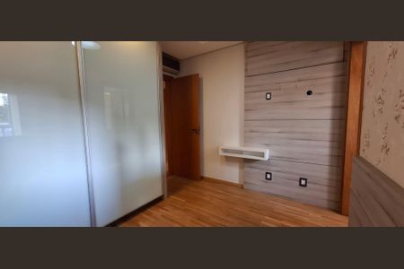 Apartamento à venda com 178m², 4 quartos e 4 vagasSuíte 