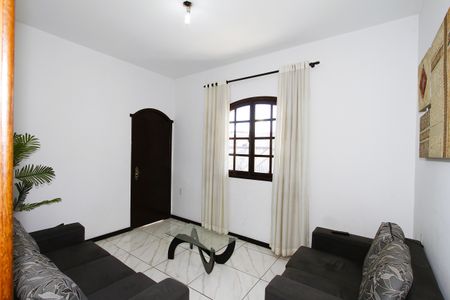 Sala de casa à venda com 3 quartos, 230m² em Salgado Filho, Belo Horizonte
