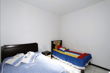 Quarto 2 de casa à venda com 3 quartos, 230m² em Salgado Filho, Belo Horizonte