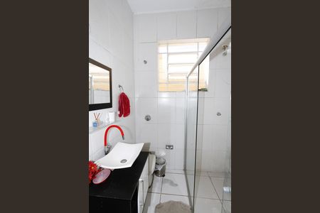 Casa à venda com 230m², 3 quartos e 2 vagasBanheiro da Suíte