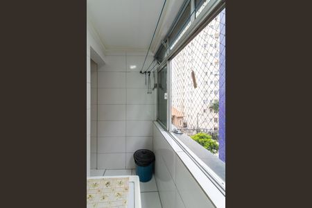 Apartamento à venda com 76m², 2 quartos e 1 vaga Apartamento à venda com 76m², 2 quartos e 1 vagaArea de Serviço