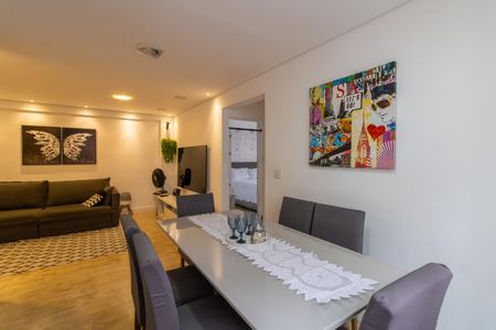 Apartamento à venda com 76m², 2 quartos e 1 vaga Apartamento à venda com 76m², 2 quartos e 1 vagaSala