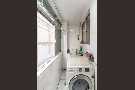 Apartamento à venda com 76m², 2 quartos e 1 vaga Apartamento à venda com 76m², 2 quartos e 1 vagaArea de Serviço