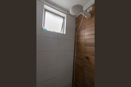 Apartamento à venda com 76m², 2 quartos e 1 vaga Apartamento à venda com 76m², 2 quartos e 1 vagaBanheiro