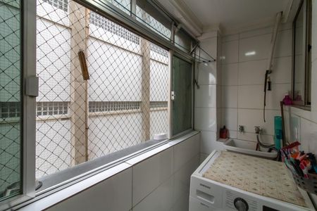 Apartamento à venda com 76m², 2 quartos e 1 vaga Apartamento à venda com 76m², 2 quartos e 1 vagaArea de Serviço