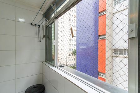 Apartamento à venda com 76m², 2 quartos e 1 vaga Apartamento à venda com 76m², 2 quartos e 1 vagaArea de Serviço