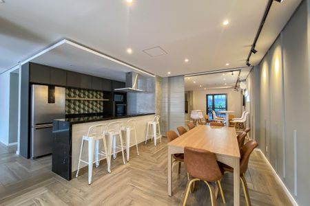 Apartamento à venda com 102m², 3 quartos e 2 vagas Apartamento à venda com 102m², 3 quartos e 2 vagasÁrea Comum