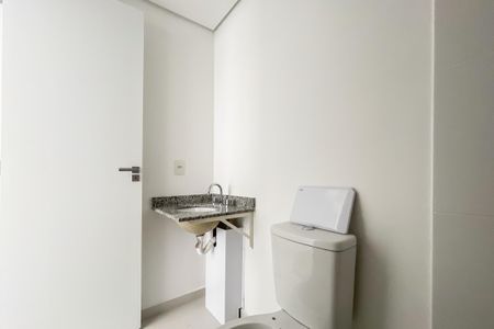 Apartamento à venda com 102m², 3 quartos e 2 vagas Apartamento à venda com 102m², 3 quartos e 2 vagasBanheiro Suíte 02