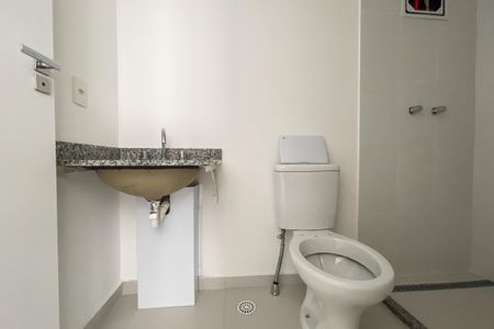 Apartamento à venda com 102m², 3 quartos e 2 vagas Apartamento à venda com 102m², 3 quartos e 2 vagasBanheiro Suíte 02