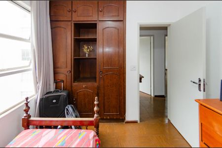 Apartamento à venda com 110m², 3 quartos e 2 vagasQuarto 2