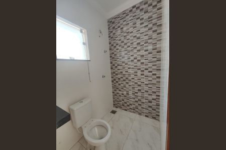 Casa à venda com 130m², 3 quartos e 2 vagas Casa à venda com 130m², 3 quartos e 2 vagasBanheiro Social