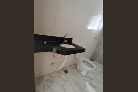 Casa à venda com 130m², 3 quartos e 2 vagas Casa à venda com 130m², 3 quartos e 2 vagasBanheiro do Quarto 1