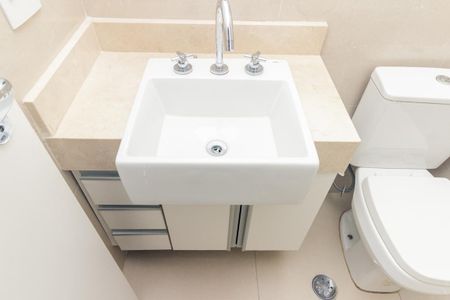 Apartamento para alugar com 65m², 2 quartos e 1 vagaBanheiro Suíte 