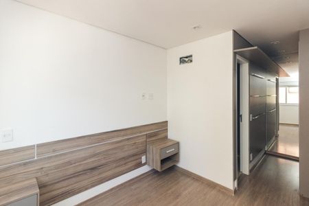 Apartamento para alugar com 65m², 2 quartos e 1 vagaSuíte 