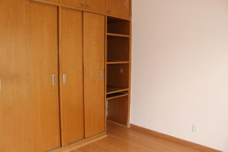 Apartamento para alugar com 90m², 2 quartos e sem vagaQuarto 2