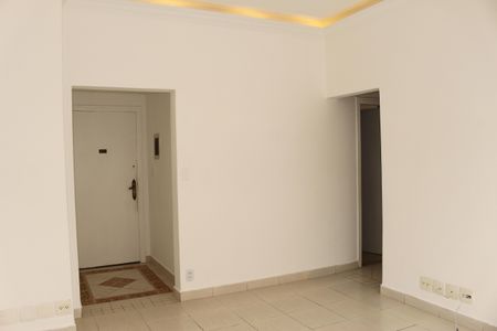 Apartamento para alugar com 90m², 2 quartos e sem vagaSala