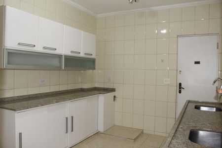Apartamento para alugar com 90m², 2 quartos e sem vagaCozinha
