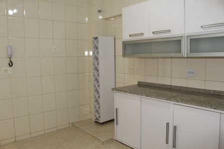 Apartamento para alugar com 90m², 2 quartos e sem vagaCozinha