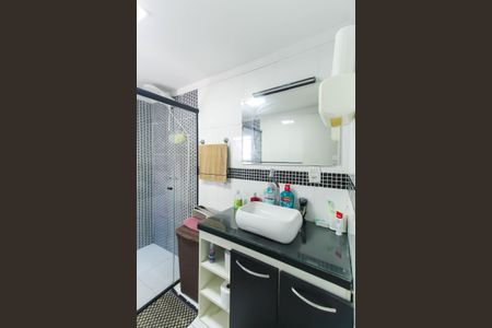 Casa à venda com 76m², 2 quartos e sem vaga Casa à venda com 76m², 2 quartos e sem vagaBanheiro