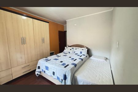 Casa à venda com 250m², 4 quartos e 6 vagasSuite