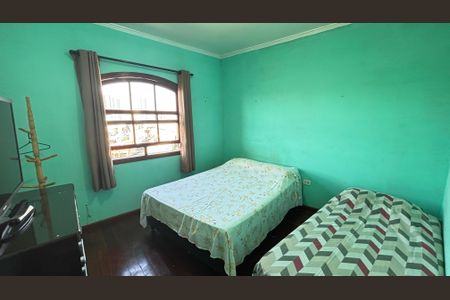 Casa à venda com 250m², 4 quartos e 6 vagasQuarto 2