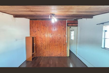 Casa à venda com 250m², 4 quartos e 6 vagasQuarto Sótão