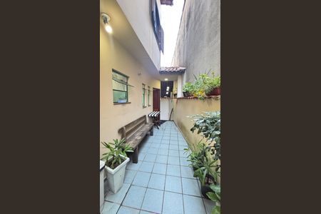 Casa à venda com 250m², 4 quartos e 6 vagasQuintal