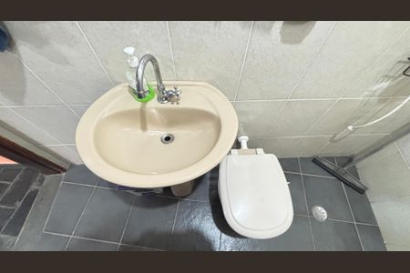 Casa à venda com 250m², 4 quartos e 6 vagasGaragem - Banheiro