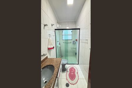 Casa à venda com 250m², 4 quartos e 6 vagasBanheiro