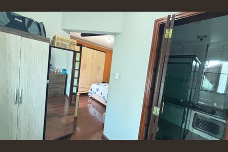 Casa à venda com 250m², 4 quartos e 6 vagasSuite