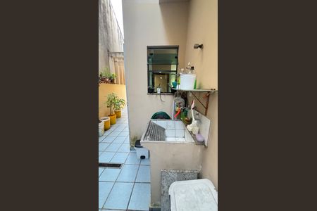 Casa à venda com 250m², 4 quartos e 6 vagasQuintal - Area de Serviço