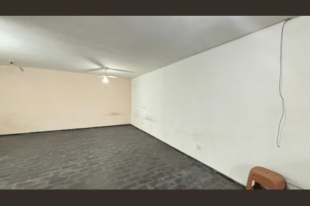 Casa à venda com 250m², 4 quartos e 6 vagasPorão