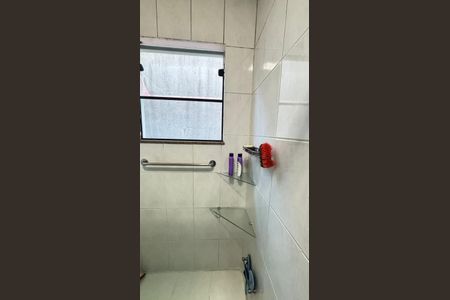 Casa à venda com 250m², 4 quartos e 6 vagasBanheiro