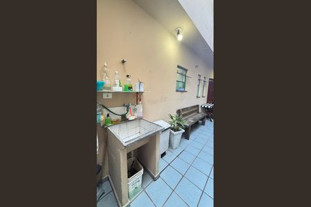 Casa à venda com 250m², 4 quartos e 6 vagasQuintal - Area de Serviço