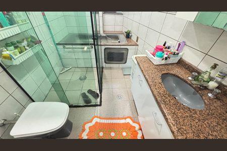 Casa à venda com 250m², 4 quartos e 6 vagasBanheiro da Suíte