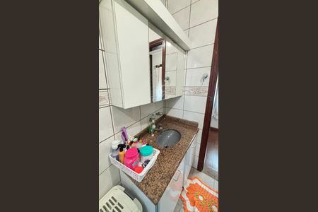 Casa à venda com 250m², 4 quartos e 6 vagasBanheiro da Suíte