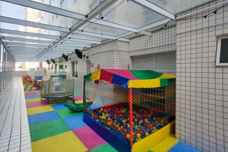 Apartamento para alugar com 70m², 1 quarto e 1 vagaÁrea comum - Playground
