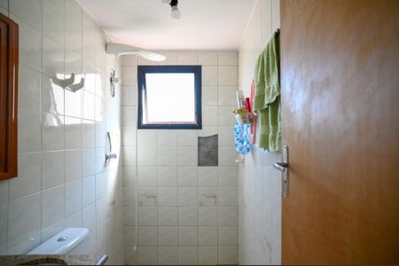Apartamento à venda com 47m², 2 quartos e 1 vaga Apartamento à venda com 47m², 2 quartos e 1 vagaBanheiro