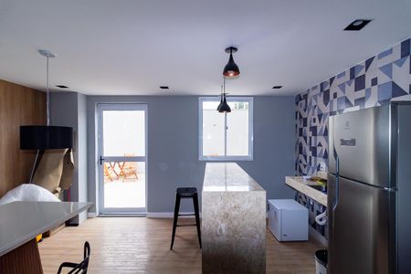 Apartamento à venda com 33m², 2 quartos e sem vagaÁrea comum - Salão de festas