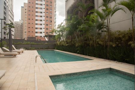Apartamento à venda com 163m², 3 quartos e 2 vagasÁrea comum - Piscina