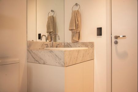 Apartamento à venda com 163m², 3 quartos e 2 vagasBanheiro