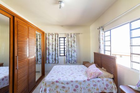 Casa para alugar com 84m², 3 quartos e sem vagaQuarto 1