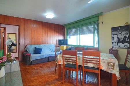 Casa à venda com 250m², 3 quartos e 3 vagas Casa à venda com 250m², 3 quartos e 3 vagasSala