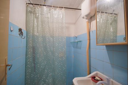 Casa à venda com 250m², 3 quartos e 3 vagas Casa à venda com 250m², 3 quartos e 3 vagasBanheiro edicula