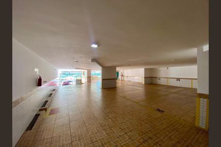 Apartamento para alugar com 87m², 2 quartos e 2 vagasÁrea comum - Garagem